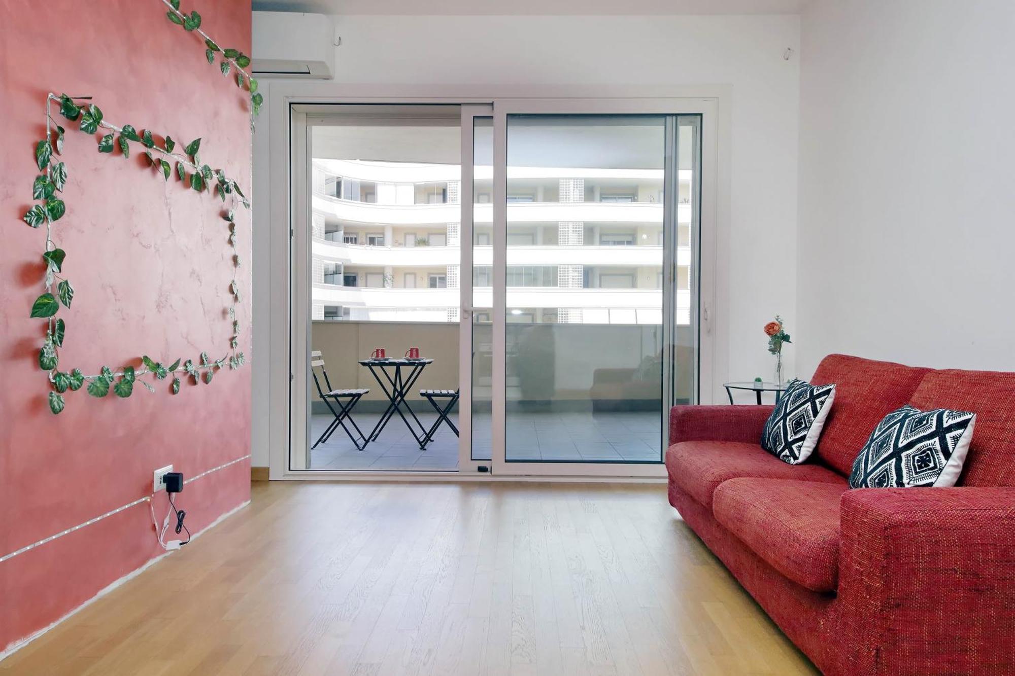 Claudia's Flat Rom